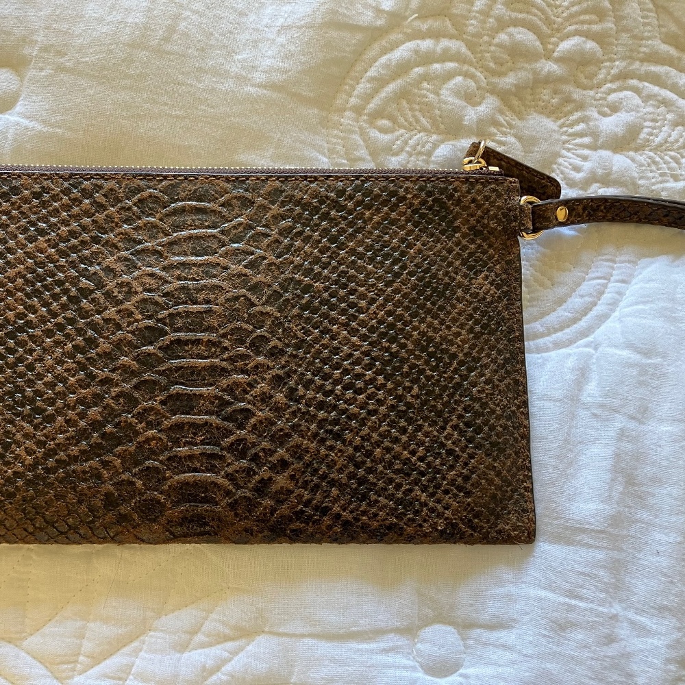 Michael Kors Large Zip Fulton Clutch Leather Mocha Good  condition - Picture 6 of 7